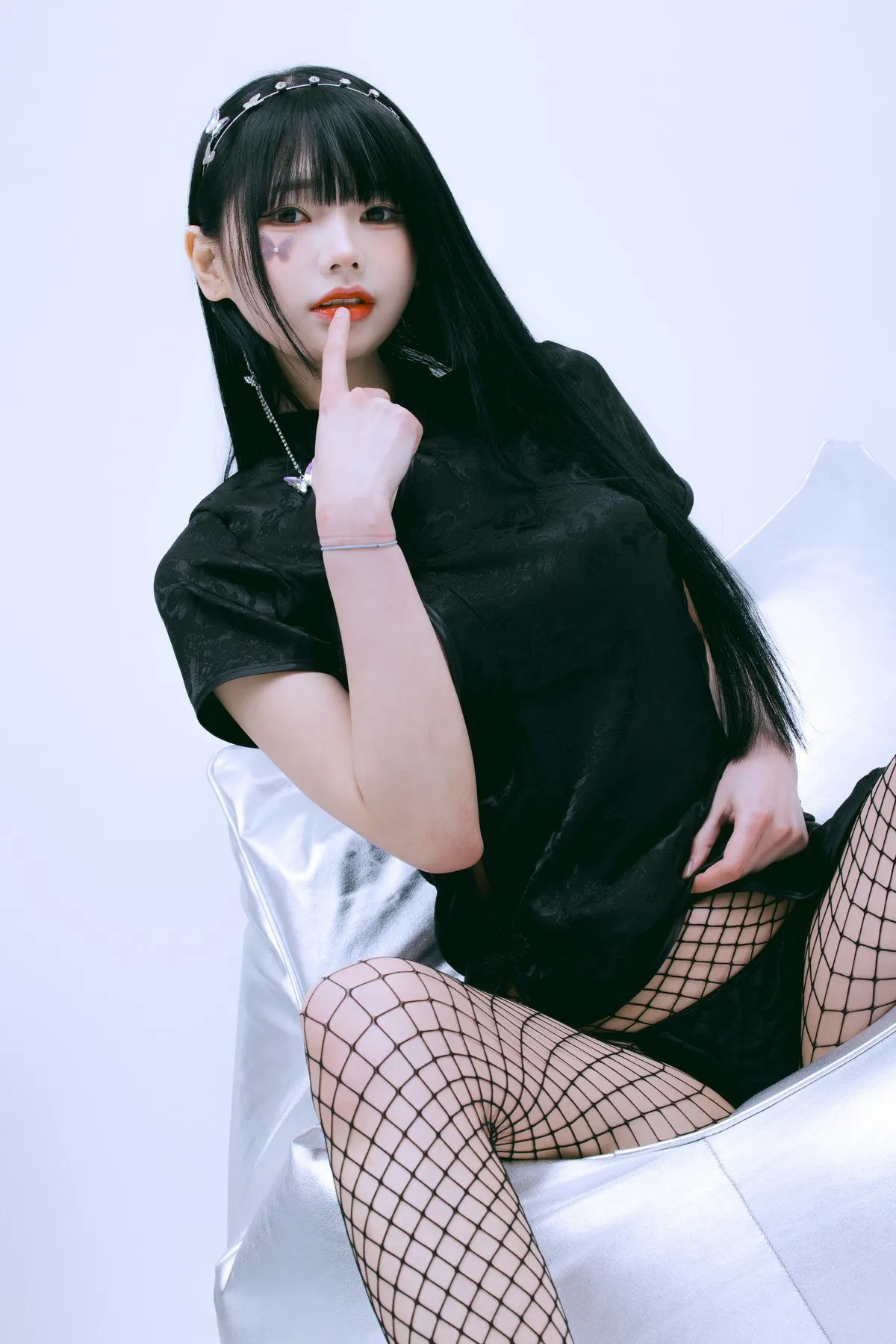 glamarchive是谁?GlamARchive写真资料、摄影作品与海外图集介绍