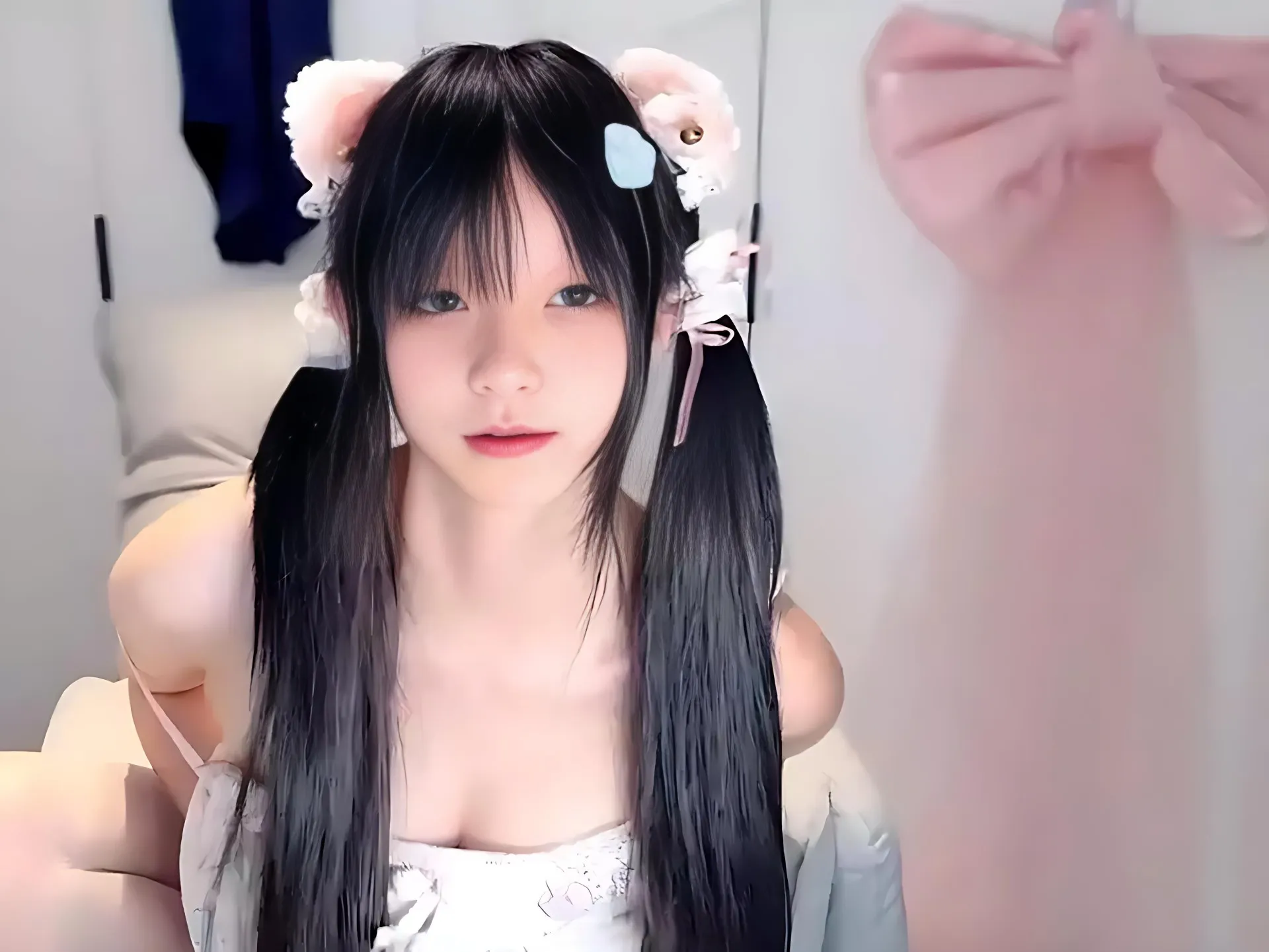 xiaoxia_baby海外Coser xiaoxia_baby室内近景造型照片