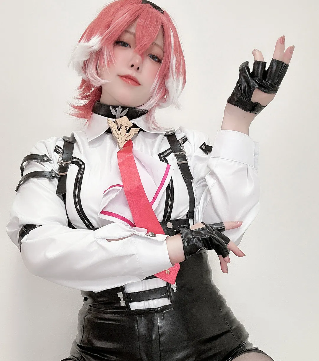 Rizuna(りずな) Cosplay Rizuna(りずな)Cosplay照片，展示姿态、构图位置和场景关系