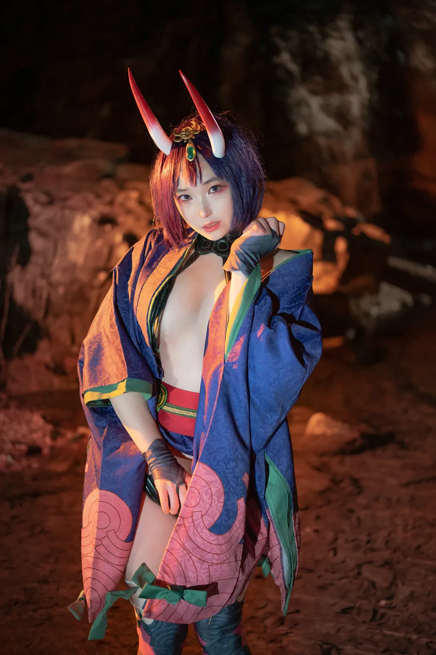 CreamSoda cosplay海外 CreamSoda角色服装夜间场景照片
