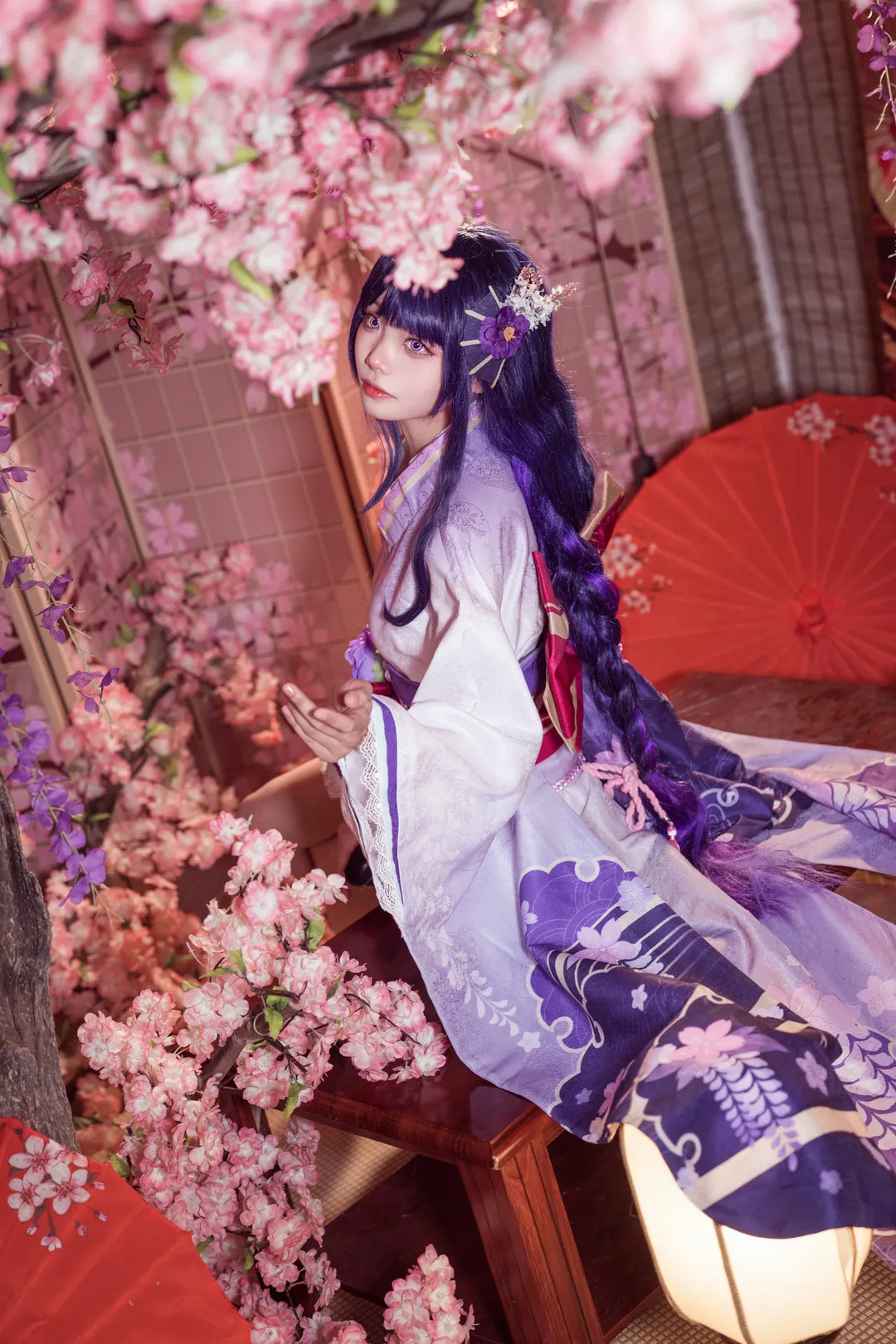 艾西Aiwest cosplay海外Coser 紫色古风角色造型照片