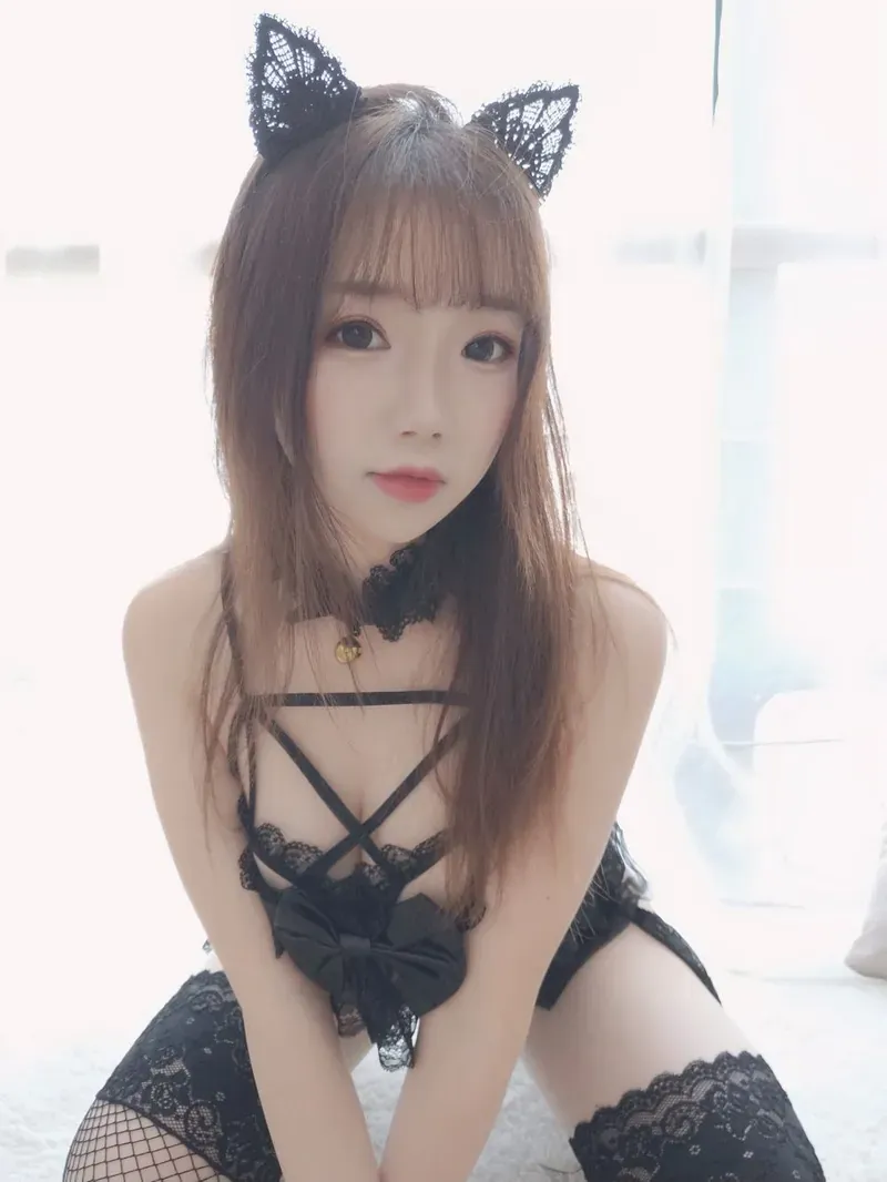 凛子酱海外名称识别与cosplay作品整理 凛子酱黑色猫耳风格Cosplay造型