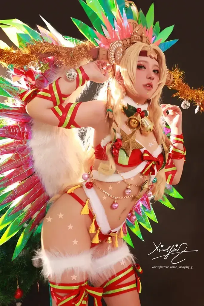 XiaoYing小樱 cosplay 海外Coser XiaoYing小樱节日风格Cosplay造型照片