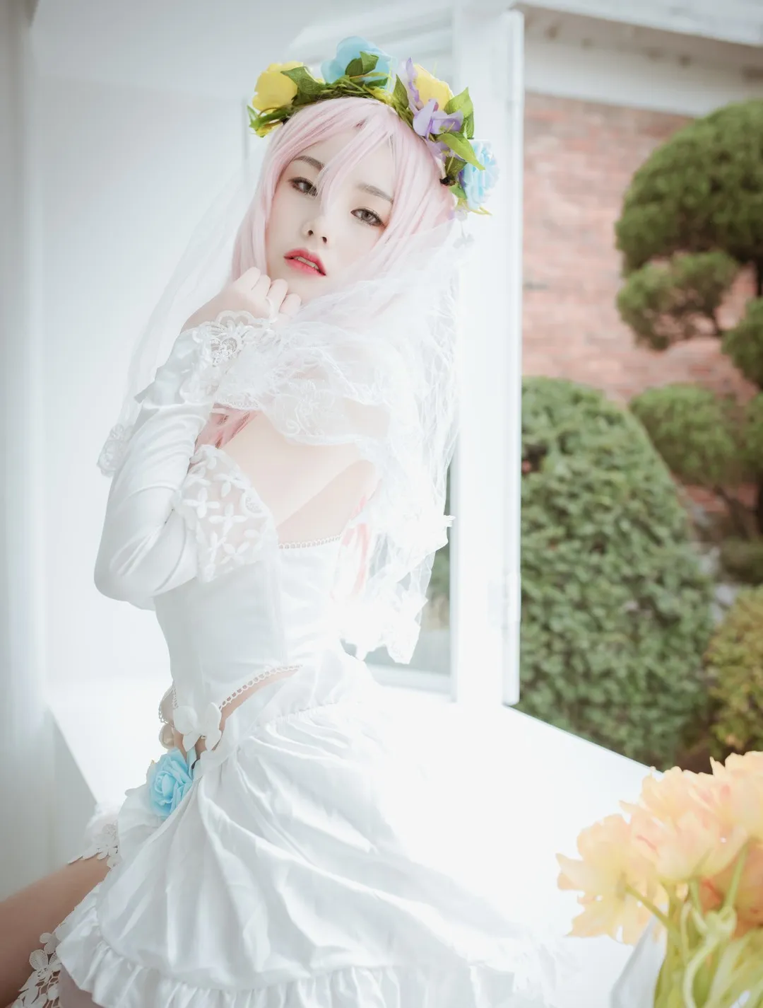 Yuna (윤아)海外Coser Yuna (윤아)背景色调与光线效果展示