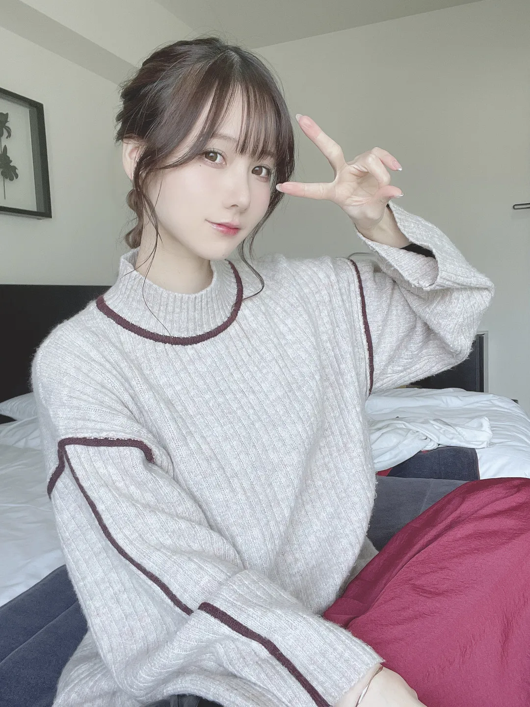 けん研（けんけん）海外Coser けん研(けんけん)白色针织服装生活感照片