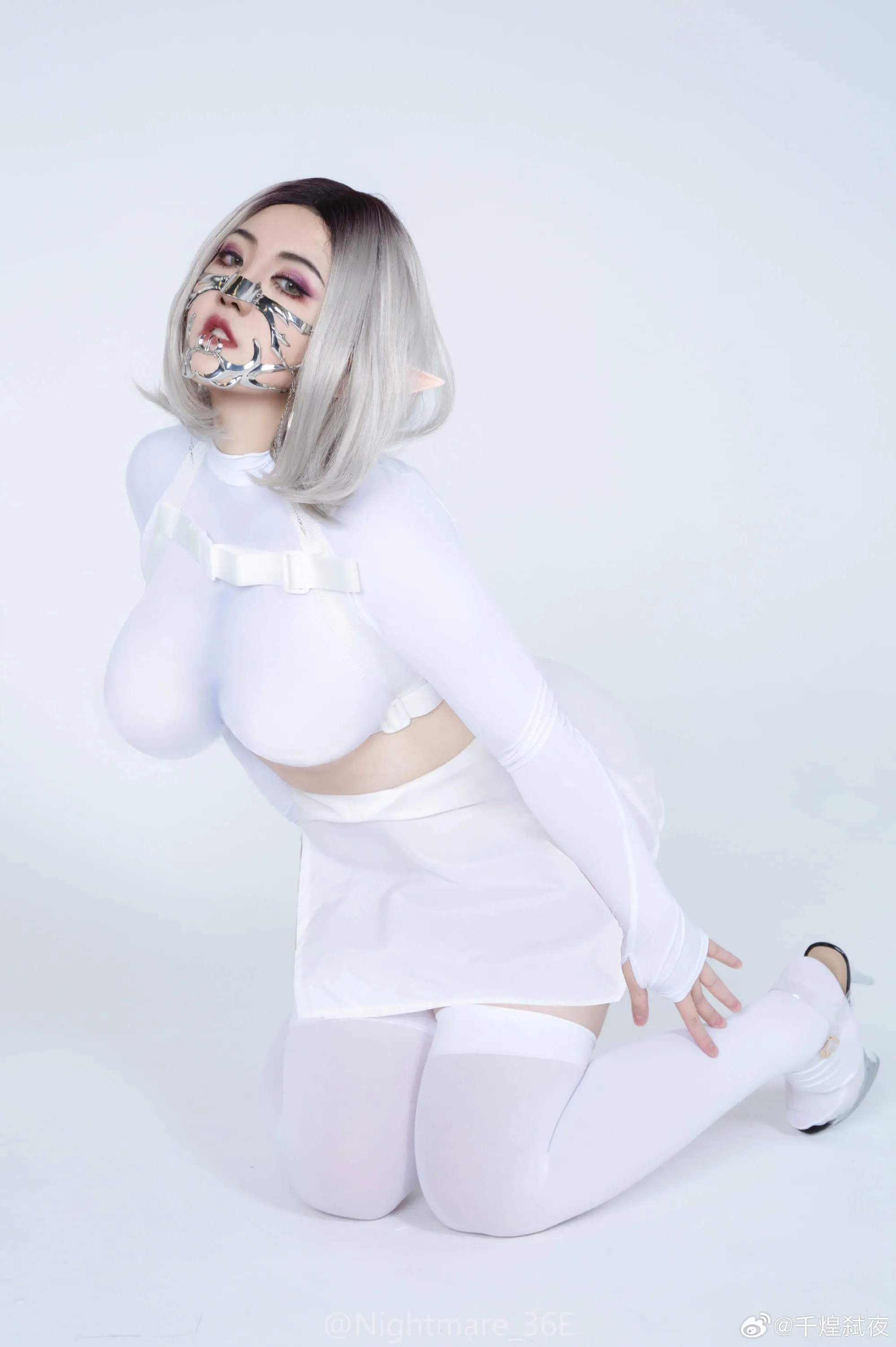 千煌弑夜海外名称与cosplay 千煌弑夜白色幻想角色造型