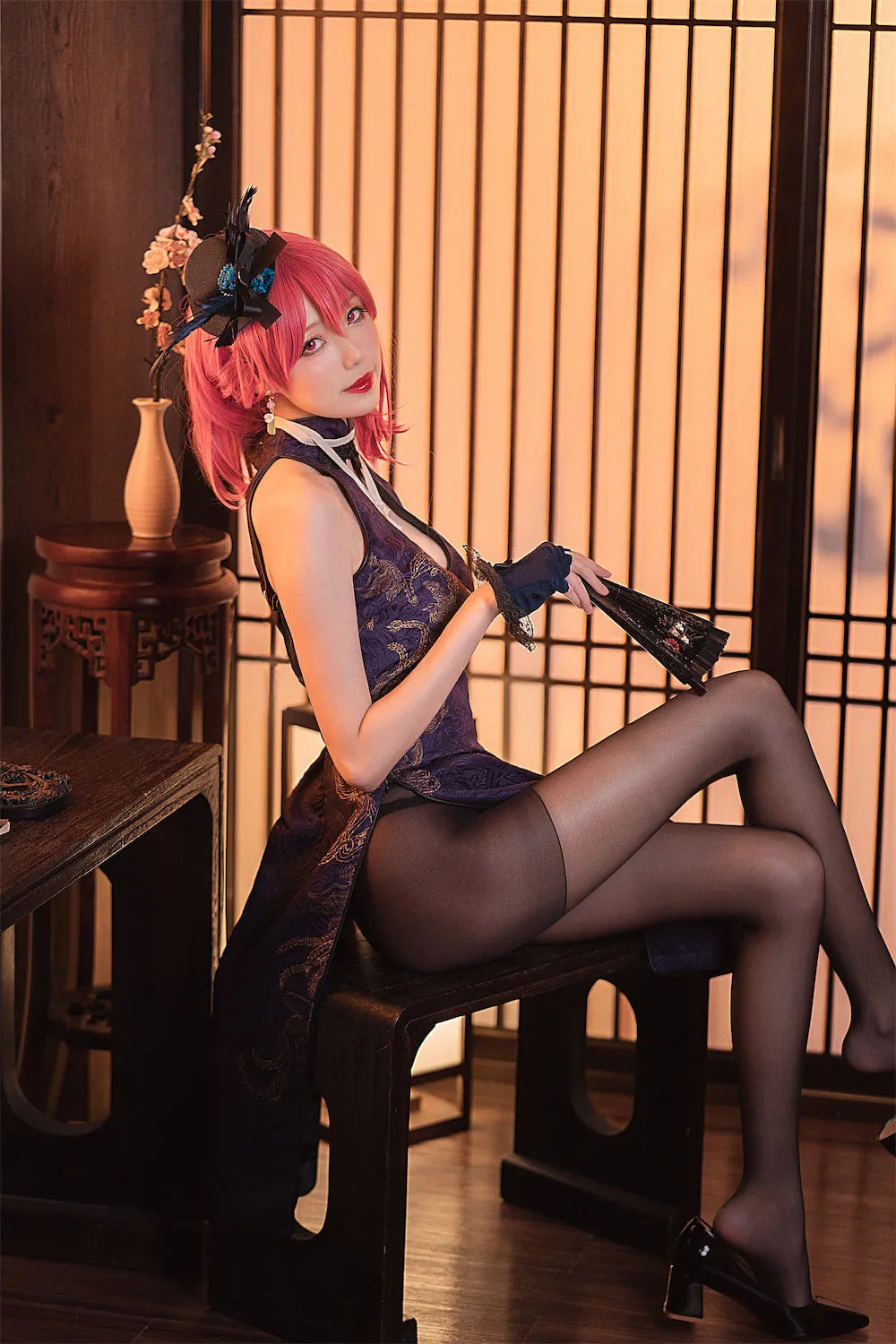 uki雨季海外Coser uki雨季深色旗袍风格COS造型