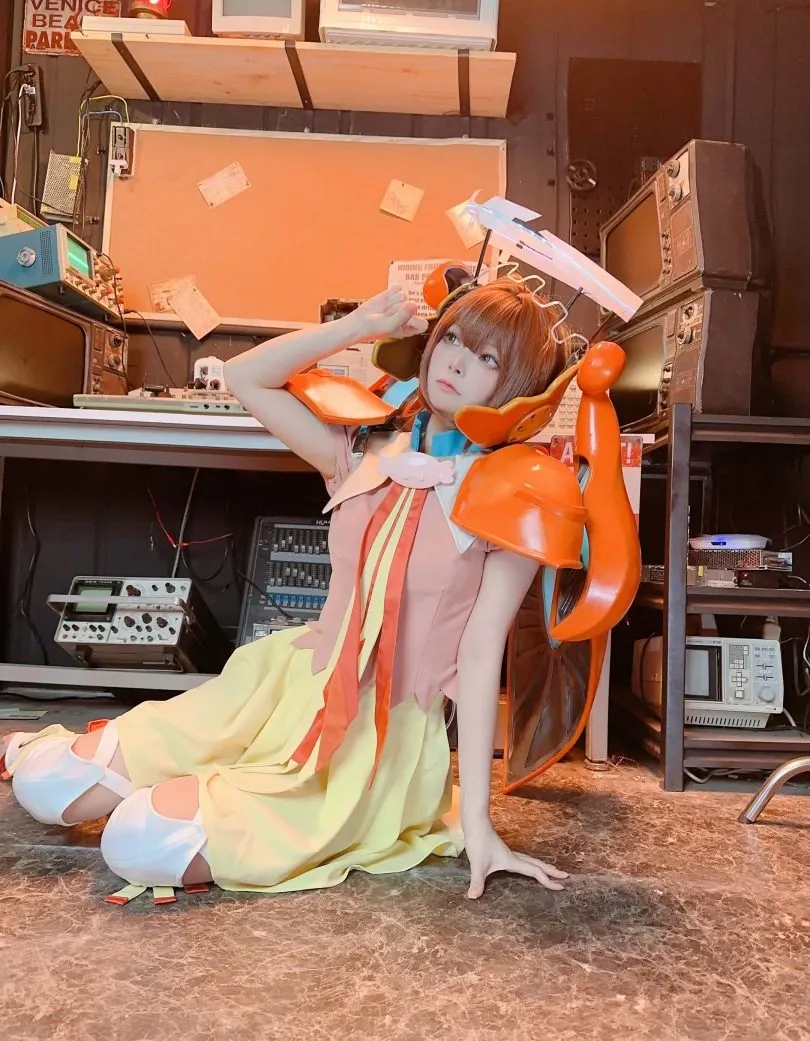 w百合欧皇子w海外名称与作品 w百合欧皇子w Coser w百合欧皇子w角色COS场景中的背景与光影效果