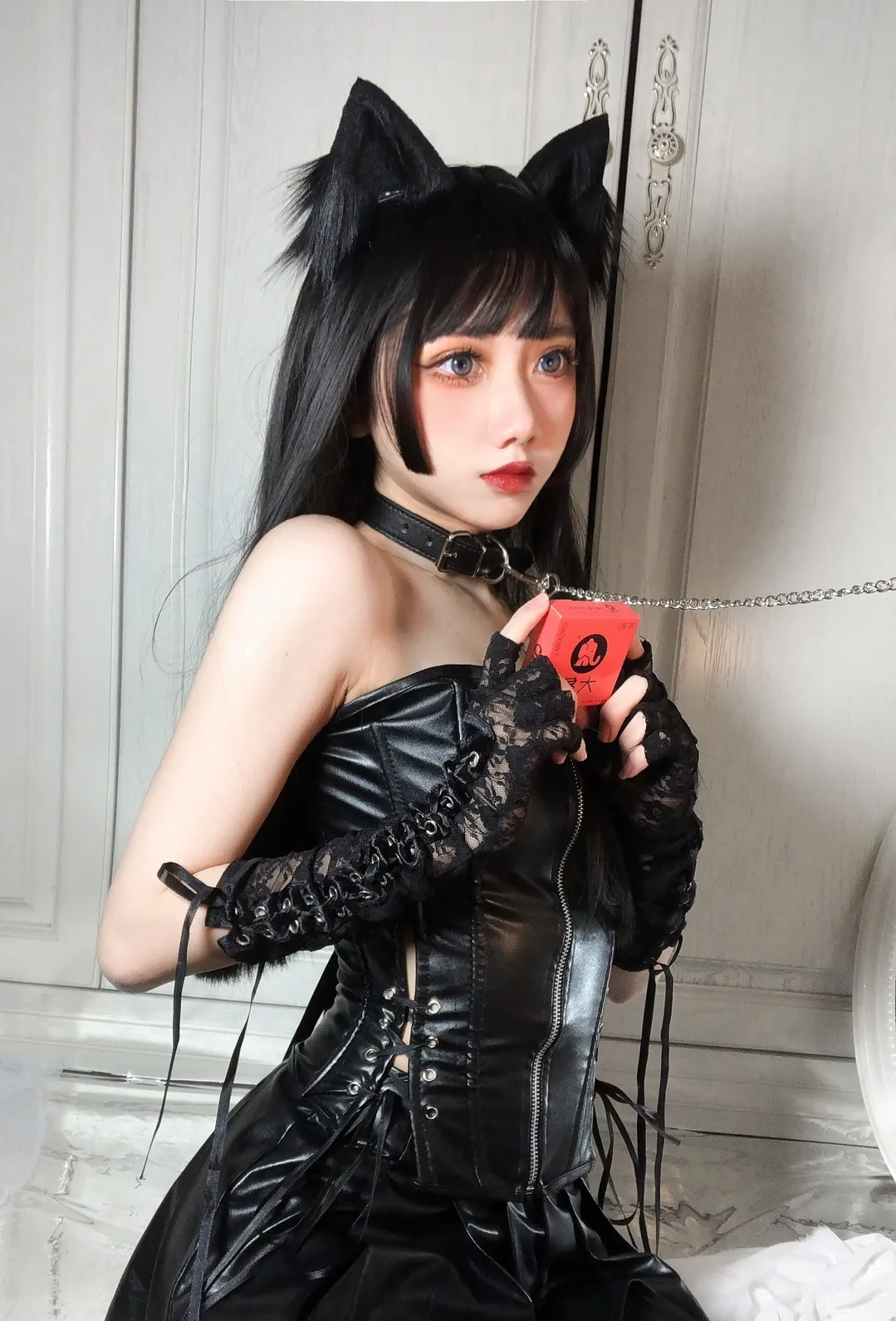 果咩酱w cosplay 海外名称与作品 果咩酱w黑色猫系服装角色造型照片