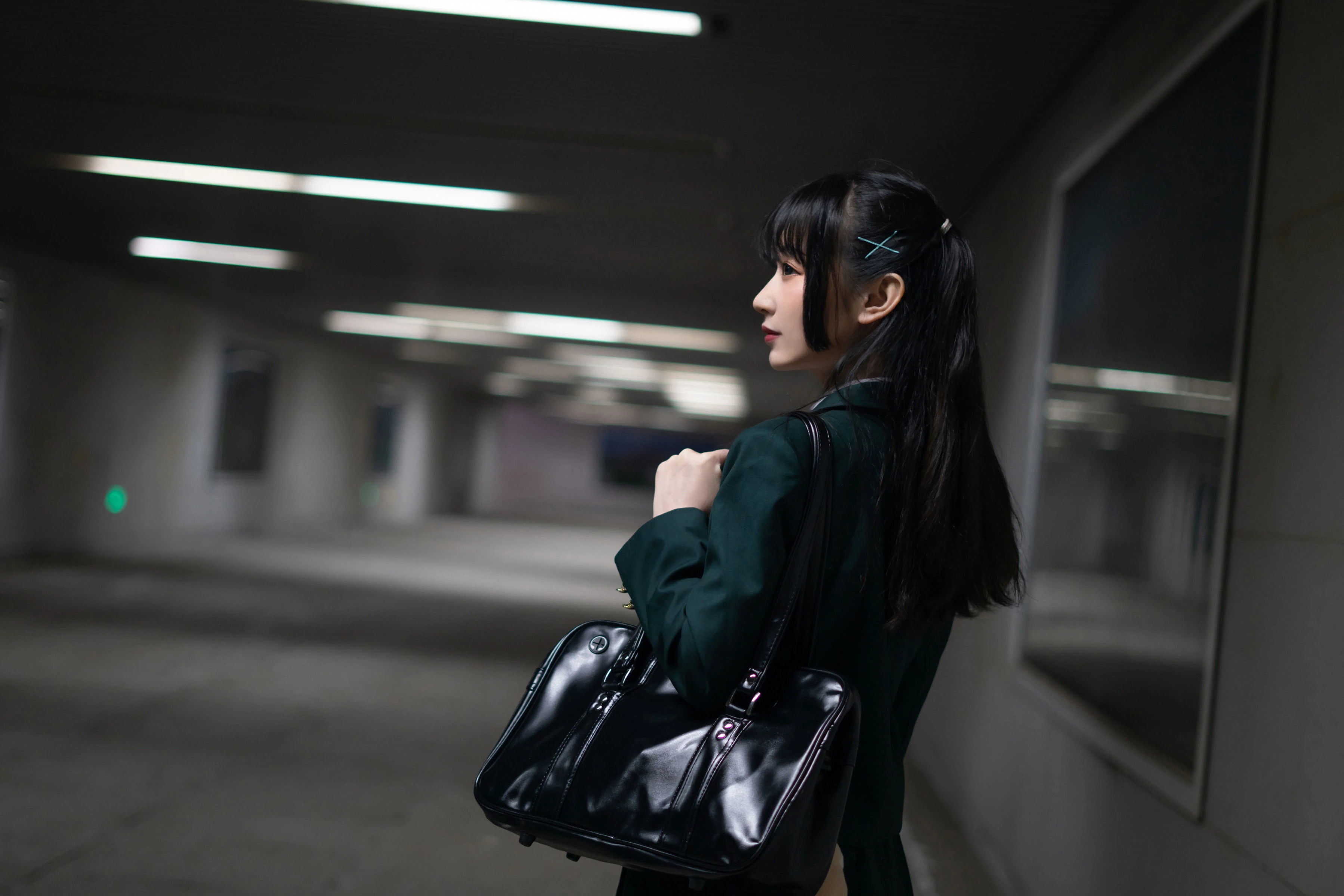 桃墨公子海外名称与Cosplay作品 桃墨公子Cosplay照片,展示背景场景、色彩配色、光线变化和整体风格